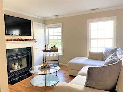 904 Gazebo Cir #904 Reading, MA 01867