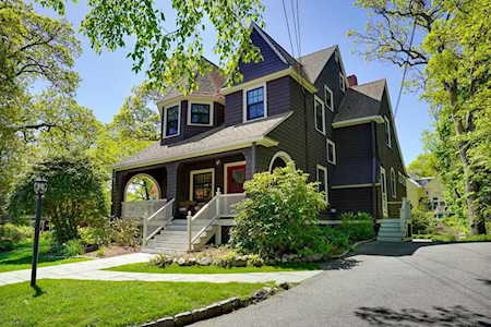 34 Gray St Arlington, MA 02476