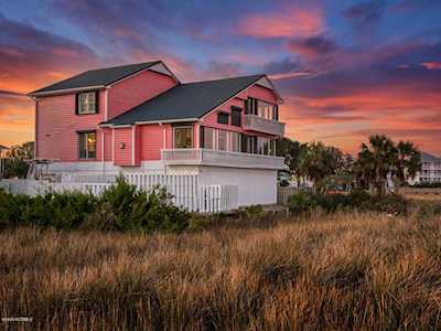 108 Teakwood Drive Carolina Beach, NC 28428