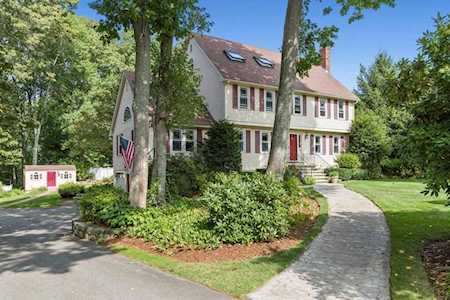 35 Towpath Drive Wilmington, MA 01887