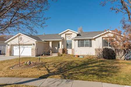 5422 W Windmill Dr West Jordan, UT 84081