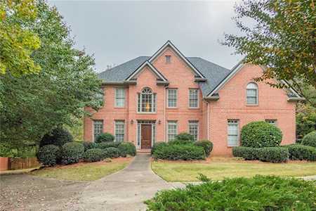 2090 Bluffton Way Roswell, GA 30075