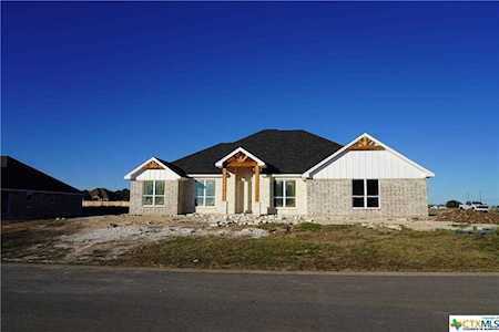 8325 Cates Creek Dr Salado, TX 76571