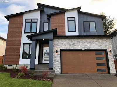 23912 SW Heron Lakes Dr Sherwood, OR 97140