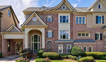 1353 Village Park Dr NE Brookhaven, GA 30319
