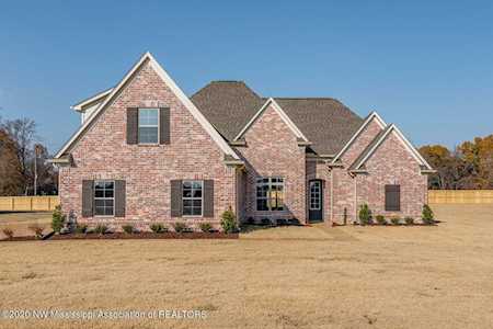 1626 Wilkerson Dr Southaven, MS 38672