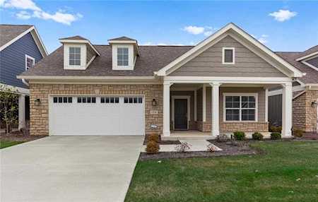 1706 Cypress Dr Zionsville, IN 46077