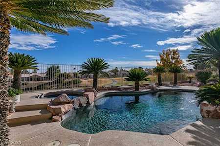 2824 High Range Dr Las Vegas, NV 89134