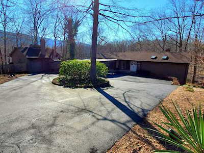 107 Tradewind Huddleston, VA 24104