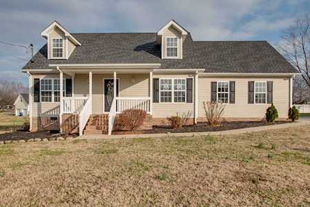 105 Warren Cir Shelbyville, TN 37160
