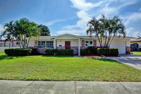 617 SE 8th Ave Deerfield Beach, FL 33441