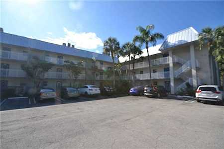 2980 Riverside Dr #327-3 Coral Springs, FL 33065