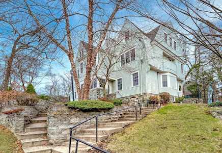 31 Greystone Rd #4 Malden, MA 02148