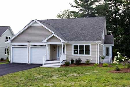 32 Victoria Drive #15 Leicester, MA 01542