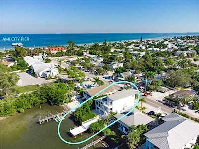 424 Pine Ave Anna Maria, FL 34216