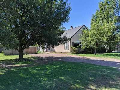 608 2nd St Chattanooga, OK 73528