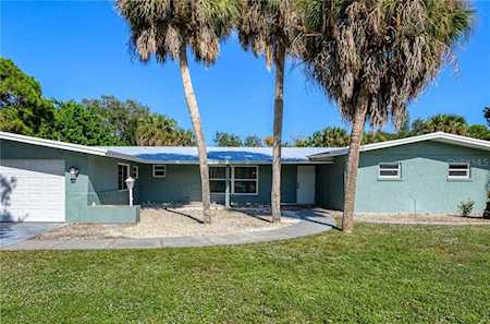 402 Dona Dr Nokomis, FL 34275