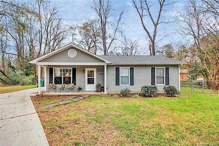 5307 Dawndeer Ln Charlotte, NC 28212