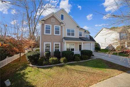15516 Stillwater Crossing Ln Huntersville, NC 28078