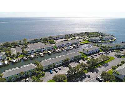 5121 Coquina Key Dr SE #A St Petersburg, FL 33705