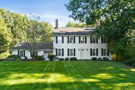 8 Nathan Lane Carlisle, MA 01741