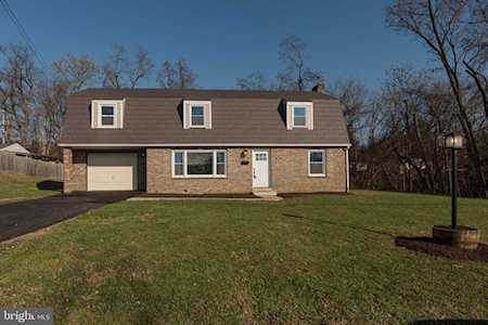 255 N 7th St Columbia, PA 17512