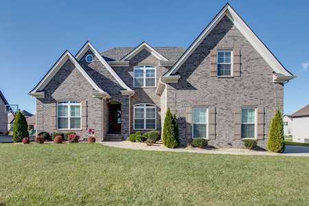 2818 Presley Dr Murfreesboro, TN 37128