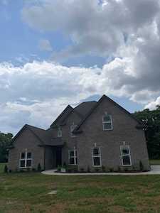 5131 Cedar Retreat Dr Murfreesboro, TN 37129
