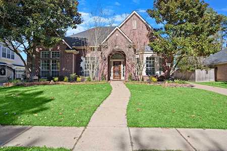 1219 Hurst Park Dr Spring, TX 77379
