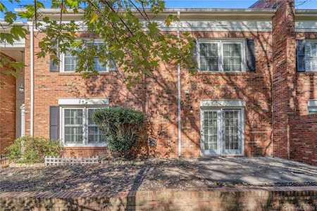 7308 Quail Meadow Ln Charlotte, NC 28210
