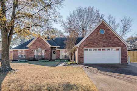 315 Wolf Lair Cv Collierville, TN 38017