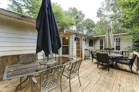 1948 Suwanee Roberts Ct Lawrenceville, GA 30043