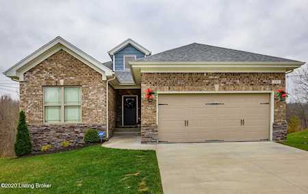 202 Brookfield Hills Ct Louisville, KY 40245