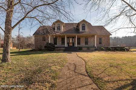 2546 W Blue Lick Rd Shepherdsville, KY 40165