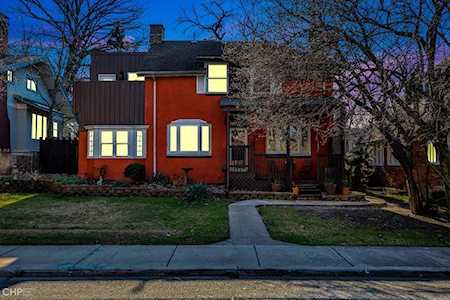 1743 W 100th Place Chicago, IL 60643