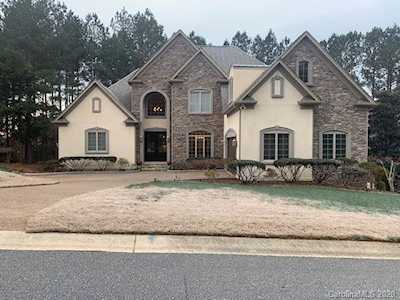 1737 Mount Carmel Circle Denver, NC 28037