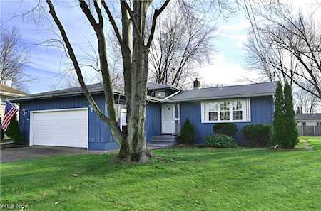 1803 W 44th St Lorain, OH 44053