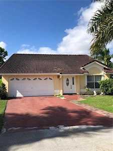 21281 Millbrook Ct Boca Raton, FL 33498