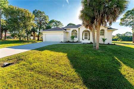 4 Pine Valley Ct Rotonda West, FL 33947