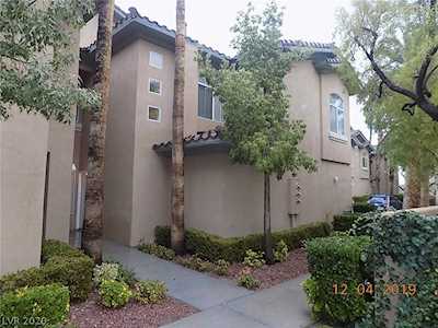 1600 Hills of Red Dr #201 Las Vegas, NV 89128