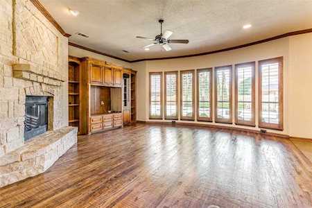 3326 Van Zandt Court Grapevine, TX 76092