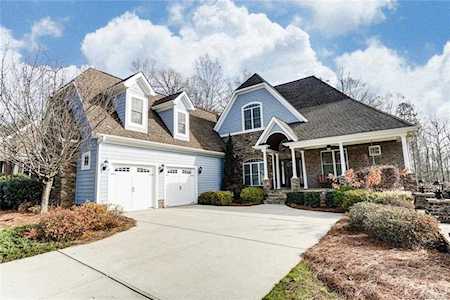 6352 Fox Chase Dr Davidson, NC 28036