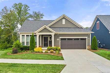 8032 Parknoll Dr Huntersville, NC 28078