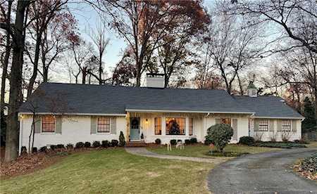 6645 Williamson Dr Atlanta, GA 30328