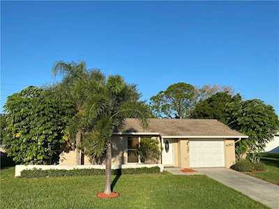 4362 Great Lakes Dr N Clearwater, FL 33762