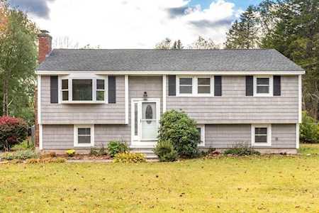 9 Driftwood Lane Billerica, MA 01862