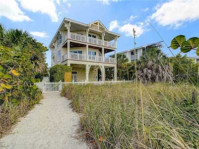 205 Spruce Ave Anna Maria, FL 34216