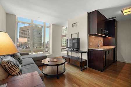 400 Stuart St #18L Boston, MA 02116