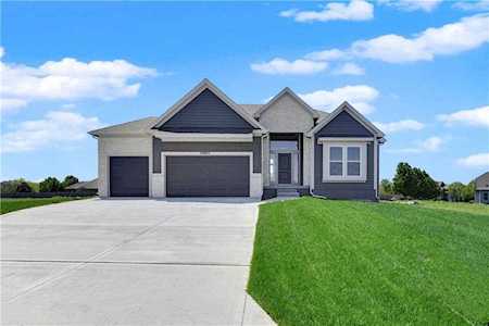 24803 W 76th St Shawnee, KS 66227