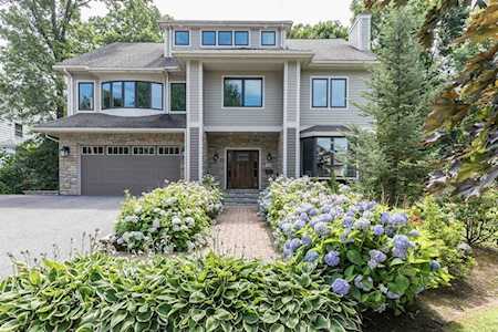 45 Village Circle Newton, MA 02459